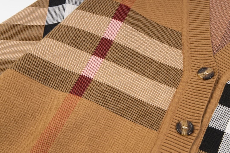 Burberry Sweaters